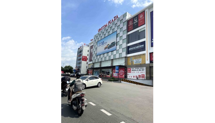 Bán Gấp Nhà Mặt Tiền KD 140m2_6*24 Gần Vincom Lê Văn Việt Tăng Nhơn Phú B Quận 9 Chỉ 9.7 tỷ Giá Tốt